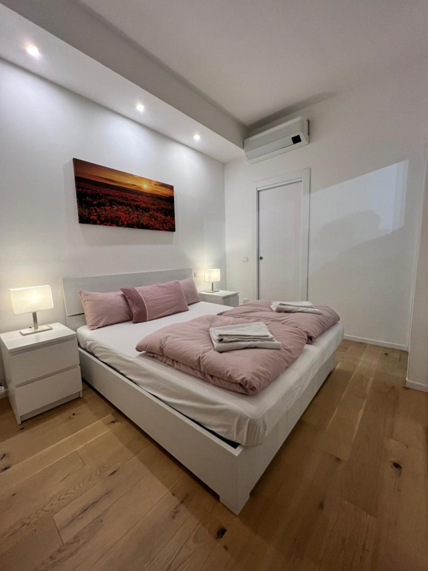 דירות Bright Terrace In Milano מראה חיצוני תמונה